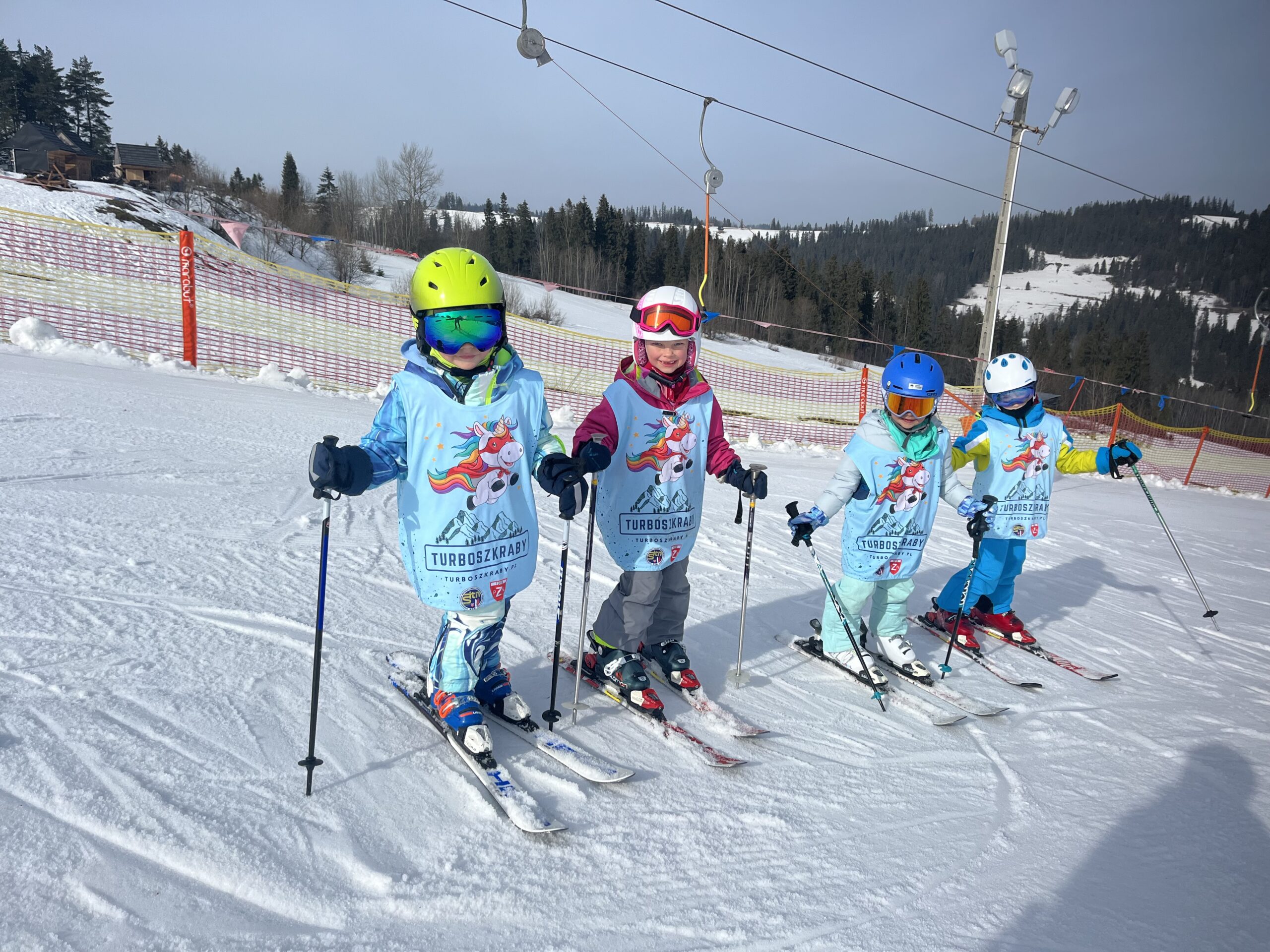 Jak prawidłowo wpinać buty w narty